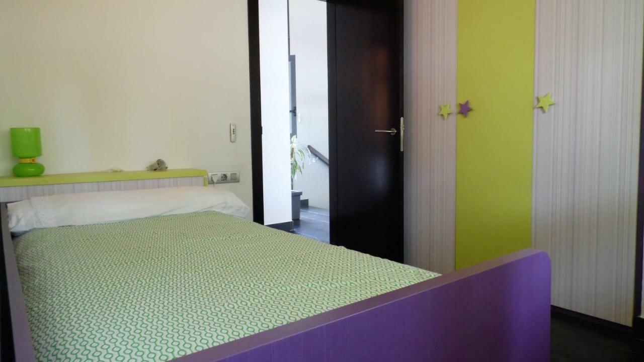 Villa Del Bosque Castelldefels Exteriör bild